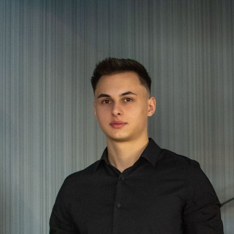 Darius Căpraru